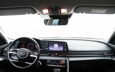 Hyundai Elantra, 2021 год, 2 299 000 рублей, 8 фотография