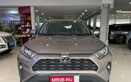 Toyota RAV4, 2025 год, 3 177 155 рублей, 2 фотография