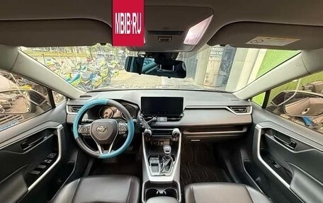 Toyota RAV4, 2025 год, 3 177 155 рублей, 10 фотография