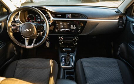 KIA Rio IV, 2022 год, 1 950 000 рублей, 15 фотография