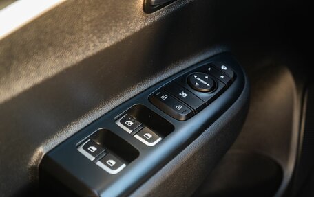 KIA Rio IV, 2022 год, 1 950 000 рублей, 23 фотография