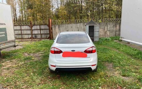 Ford Fiesta, 2015 год, 950 000 рублей, 4 фотография