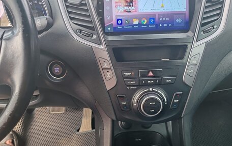 Hyundai Santa Fe III рестайлинг, 2012 год, 1 750 000 рублей, 4 фотография