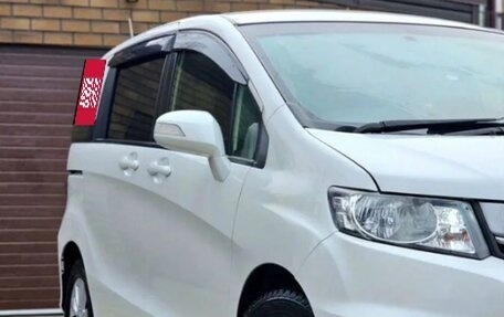 Honda Freed I, 2012 год, 950 000 рублей, 5 фотография