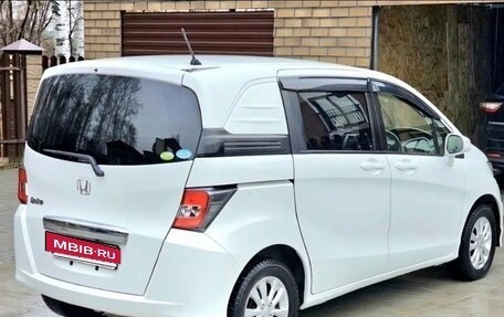 Honda Freed I, 2012 год, 950 000 рублей, 8 фотография