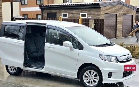 Honda Freed I, 2012 год, 950 000 рублей, 10 фотография