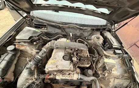 Mercedes-Benz E-Класс, 1996 год, 115 000 рублей, 7 фотография