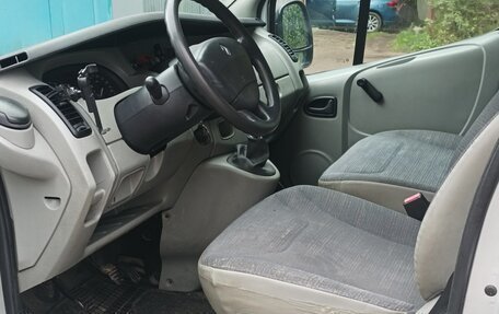 Renault Trafic, 2008 год, 1 080 000 рублей, 2 фотография