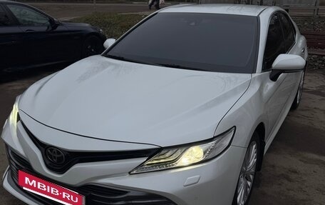 Toyota Camry, 2020 год, 3 170 000 рублей, 8 фотография