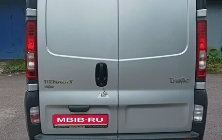 Renault Trafic, 2008 год, 1 080 000 рублей, 10 фотография