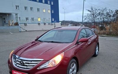 Hyundai Sonata VI, 2013 год, 1 050 000 рублей, 1 фотография