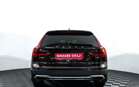 Volvo V90 Cross Country I рестайлинг, 2019 год, 2 777 000 рублей, 6 фотография