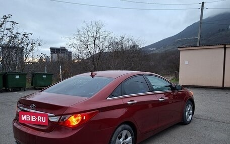 Hyundai Sonata VI, 2013 год, 1 050 000 рублей, 3 фотография