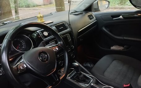 Volkswagen Jetta VI, 2017 год, 1 300 000 рублей, 5 фотография