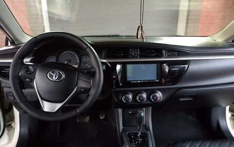 Toyota Corolla, 2014 год, 1 380 000 рублей, 26 фотография