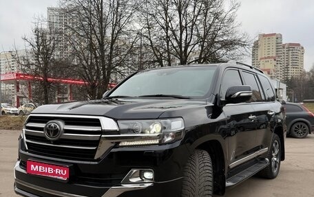 Toyota Land Cruiser 200, 2019 год, 7 230 000 рублей, 1 фотография