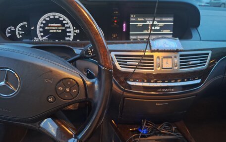 Mercedes-Benz S-Класс, 2012 год, 1 850 000 рублей, 3 фотография