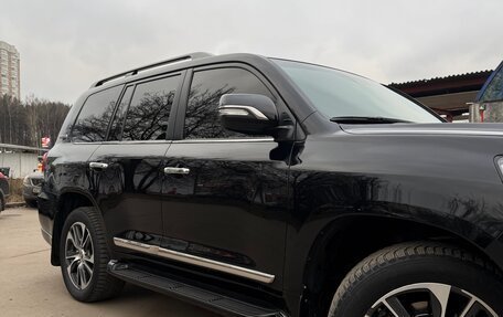 Toyota Land Cruiser 200, 2019 год, 7 230 000 рублей, 4 фотография