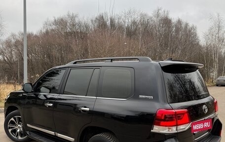 Toyota Land Cruiser 200, 2019 год, 7 230 000 рублей, 6 фотография