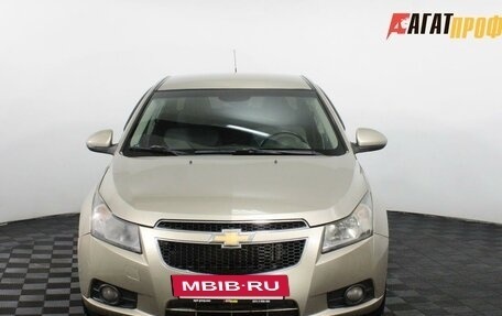 Chevrolet Cruze II, 2010 год, 385 000 рублей, 2 фотография