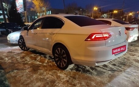 Volkswagen Passat B8 рестайлинг, 2018 год, 1 730 000 рублей, 8 фотография