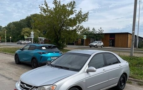 KIA Cerato I, 2005 год, 315 000 рублей, 3 фотография