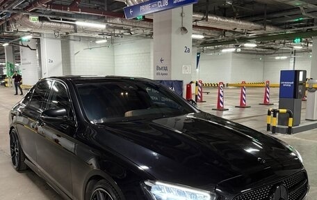 Mercedes-Benz E-Класс, 2021 год, 3 750 000 рублей, 2 фотография