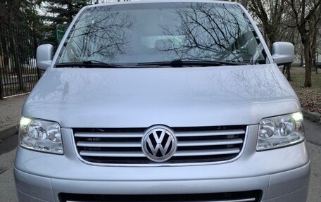 Volkswagen Caravelle T5, 2007 год, 1 720 000 рублей, 1 фотография