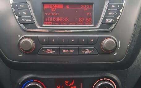 KIA Rio III рестайлинг, 2011 год, 560 000 рублей, 10 фотография