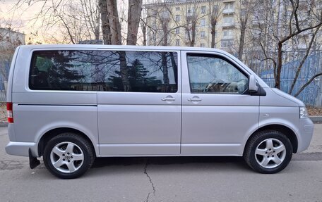 Volkswagen Caravelle T5, 2007 год, 1 720 000 рублей, 7 фотография