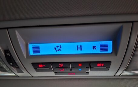 Volkswagen Caravelle T5, 2007 год, 1 720 000 рублей, 19 фотография