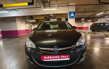 Opel Astra J, 2012 год, 600 000 рублей, 2 фотография