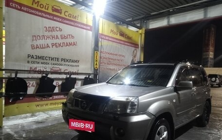 Nissan X-Trail, 2005 год, 800 000 рублей, 2 фотография