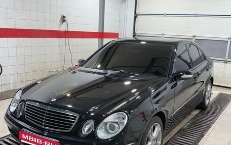 Mercedes-Benz E-Класс, 2005 год, 950 000 рублей, 3 фотография