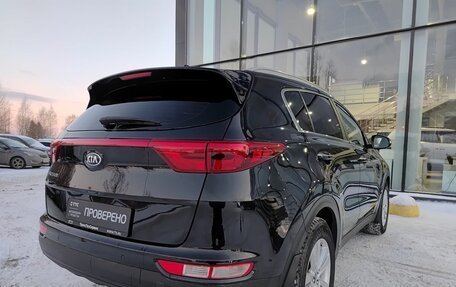 KIA Sportage IV рестайлинг, 2017 год, 2 150 000 рублей, 6 фотография