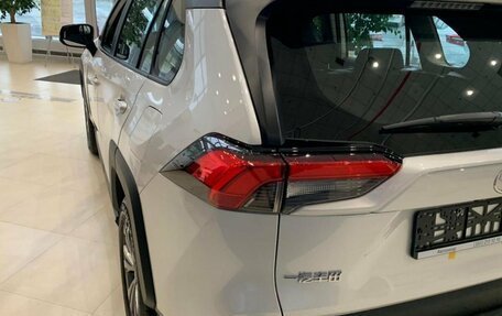 Toyota RAV4, 2025 год, 4 350 000 рублей, 7 фотография