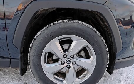 Toyota RAV4, 2019 год, 3 180 000 рублей, 22 фотография