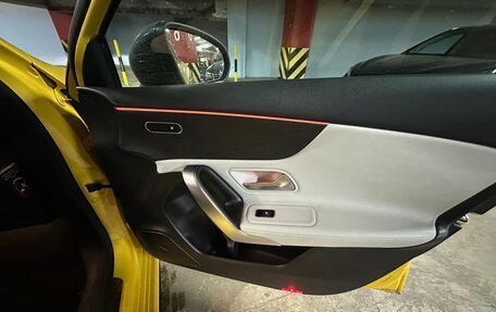 Mercedes-Benz A-Класс, 2019 год, 3 350 000 рублей, 12 фотография