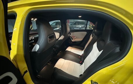 Mercedes-Benz A-Класс, 2019 год, 3 350 000 рублей, 8 фотография