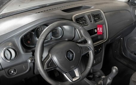 Renault Logan II, 2020 год, 699 000 рублей, 3 фотография