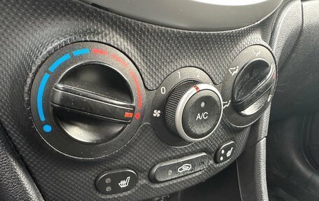 Hyundai Solaris II рестайлинг, 2012 год, 590 000 рублей, 15 фотография