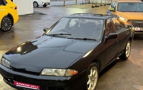 Nissan Skyline, 1990 год, 450 000 рублей, 3 фотография