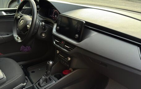 Skoda Rapid II, 2022 год, 1 799 000 рублей, 11 фотография