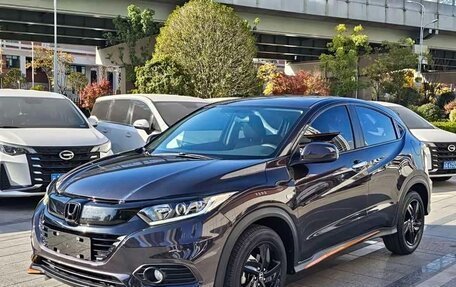 Honda Vezel, 2022 год, 1 720 000 рублей, 1 фотография