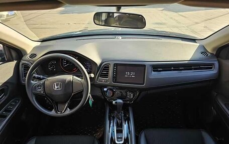 Honda Vezel, 2022 год, 1 720 000 рублей, 11 фотография