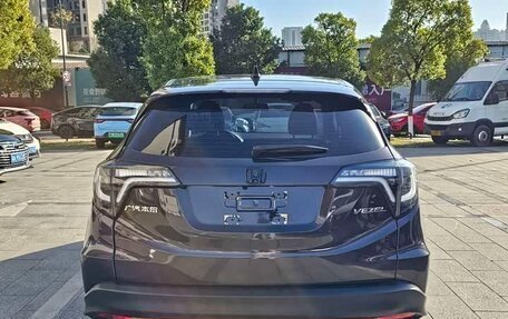 Honda Vezel, 2022 год, 1 720 000 рублей, 8 фотография