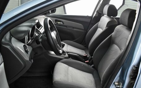 Chevrolet Cruze II, 2010 год, 698 000 рублей, 10 фотография