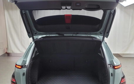Hyundai Kona, 2023 год, 2 960 000 рублей, 18 фотография