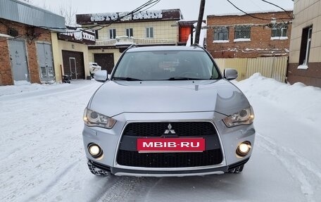 Mitsubishi Outlander III рестайлинг 3, 2011 год, 1 650 000 рублей, 1 фотография