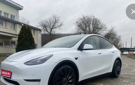 Tesla Model Y I, 2022 год, 2 600 000 рублей, 1 фотография